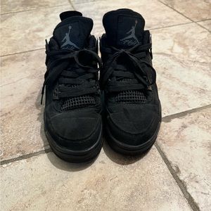 Jordan 4’s black cats